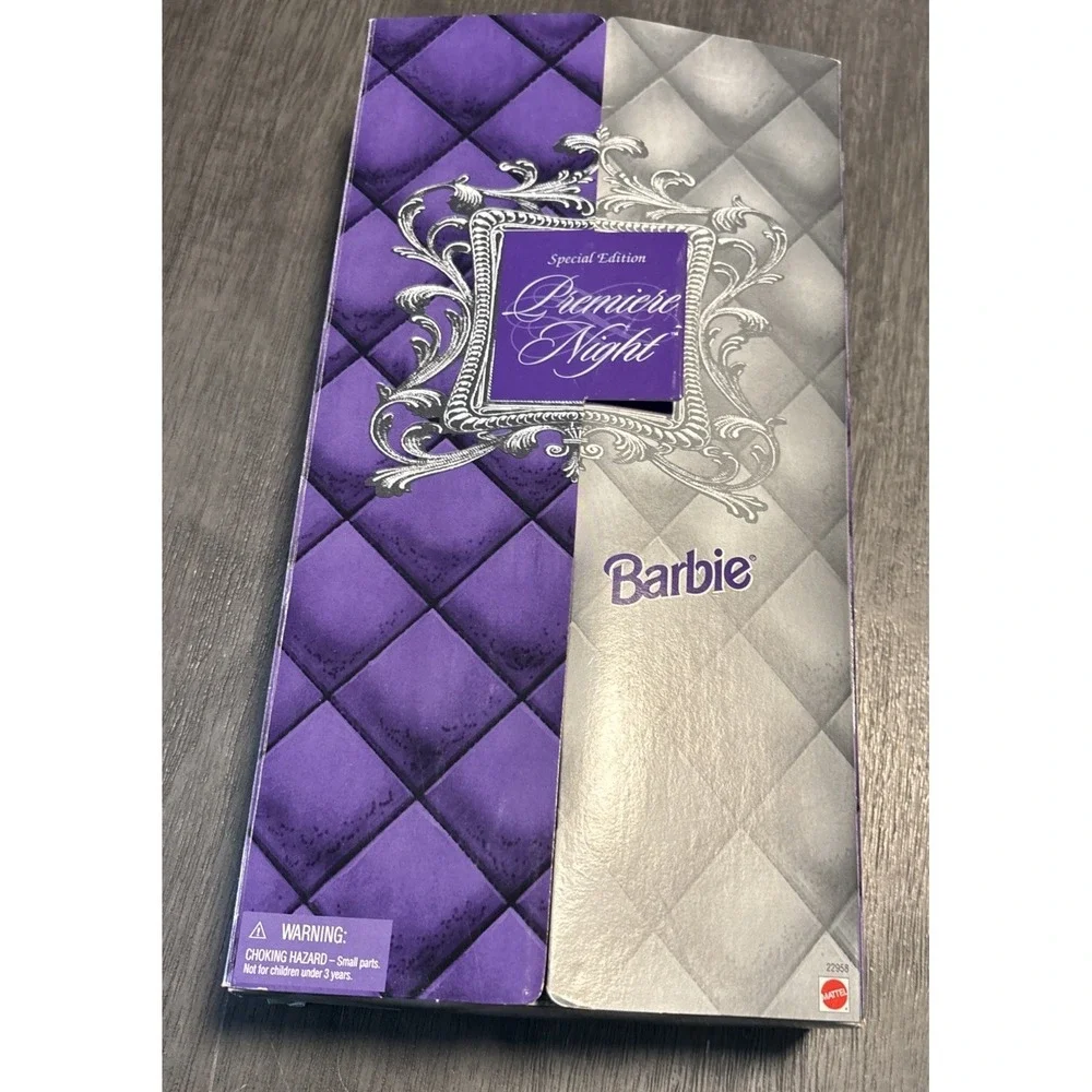 Vintage- BARBIE PREMIERE NIGHT SPECIAL EDITION MATTEL DOLL 22958